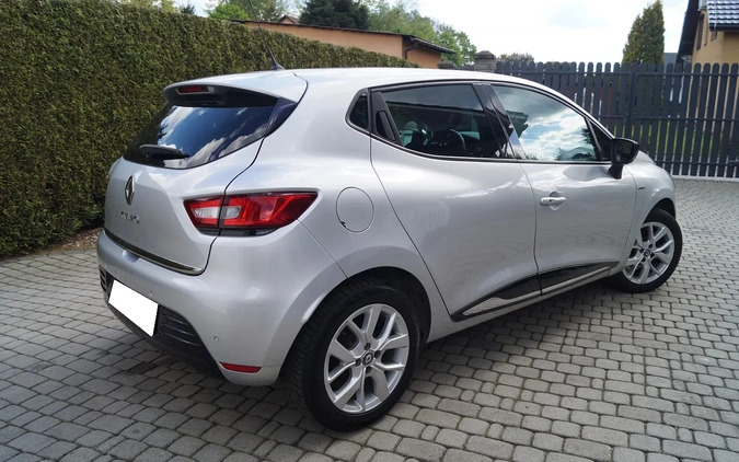 Renault Clio cena 31900 przebieg: 157000, rok produkcji 2018 z Głogów małe 497